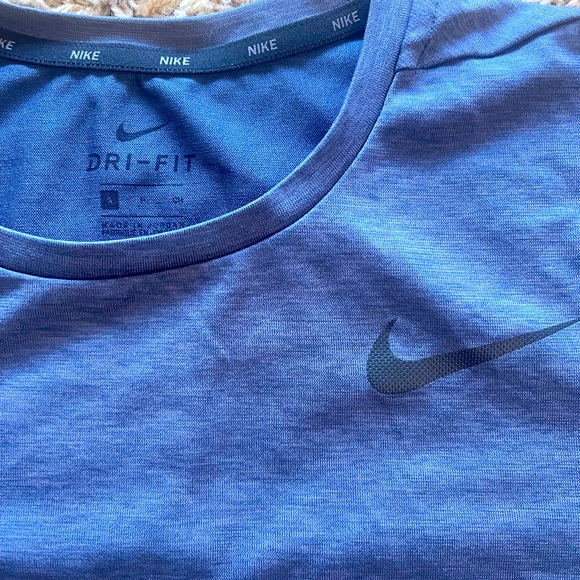 Nike men’s medium blue t-shirt - Picture 2 of 2